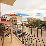 La Vita E Bella Apartment