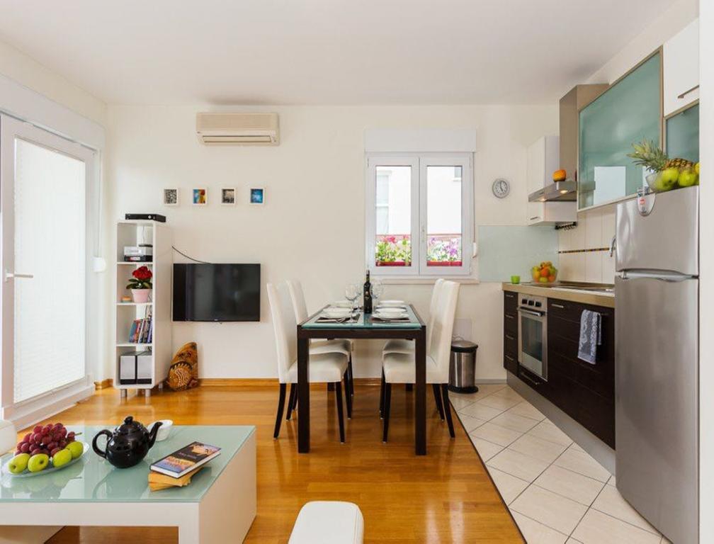 Apartma La E Bella Hvar Town